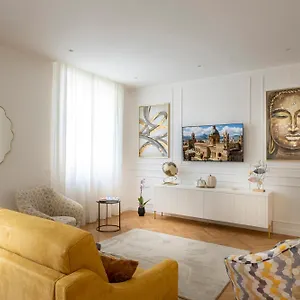 Apartment Palace Ducrot Palermo