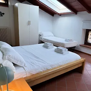  Appartamento Locazione Turistica Oblò Pacengo Italia