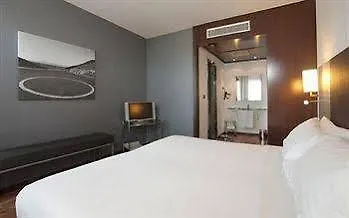 Ac Hotel By Marriott Pise
